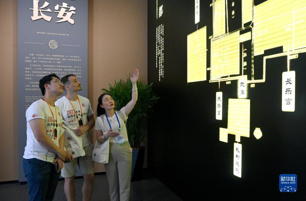 天天斗地主真人版作弊辅助挂有真的